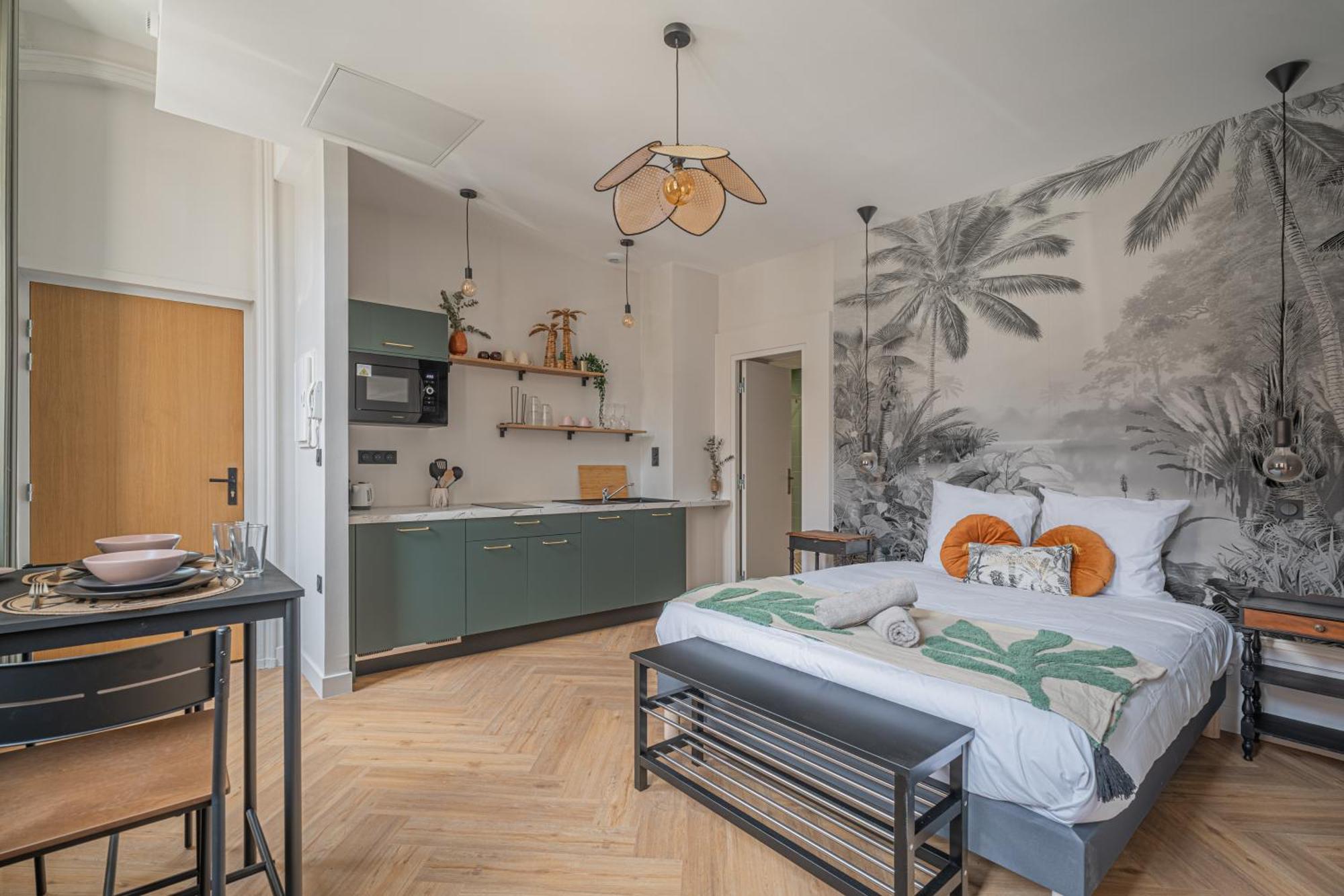 Le Felix Appart'Hotel โรม็อง-ซูร์-อีแซร์ ภายนอก รูปภาพ
